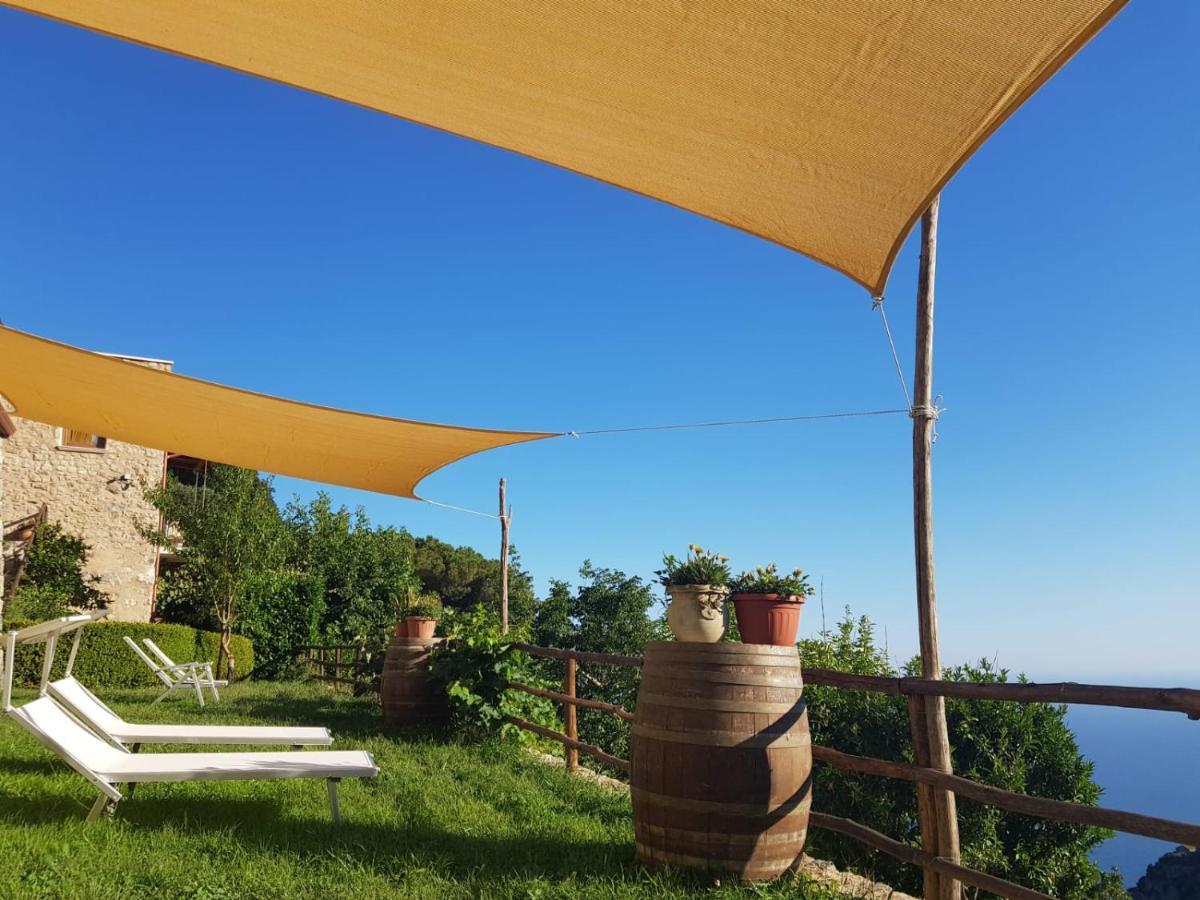 Agriturismo Orrido Di Pino Аджерола Экстерьер фото
