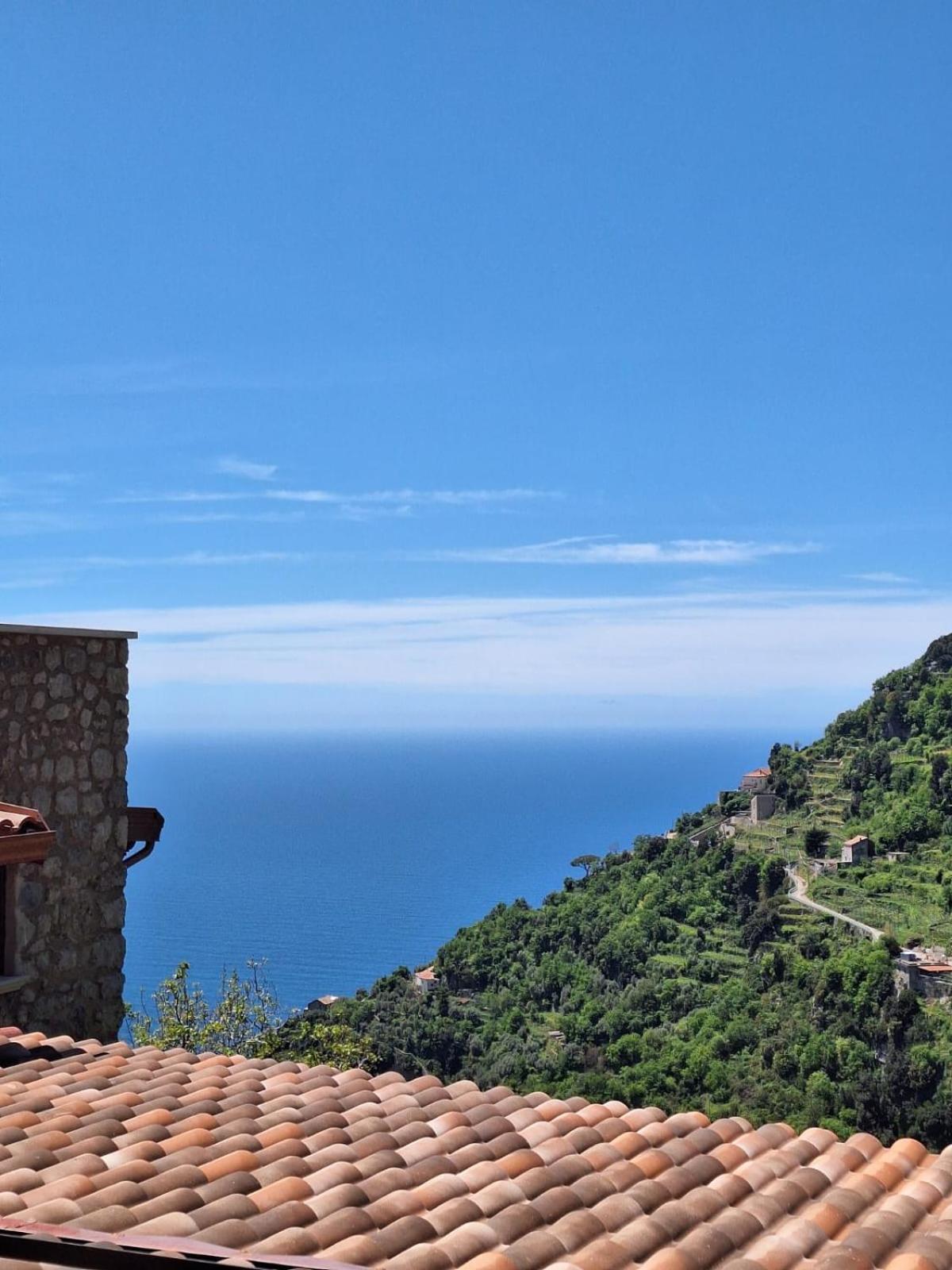 Agriturismo Orrido Di Pino Аджерола Экстерьер фото