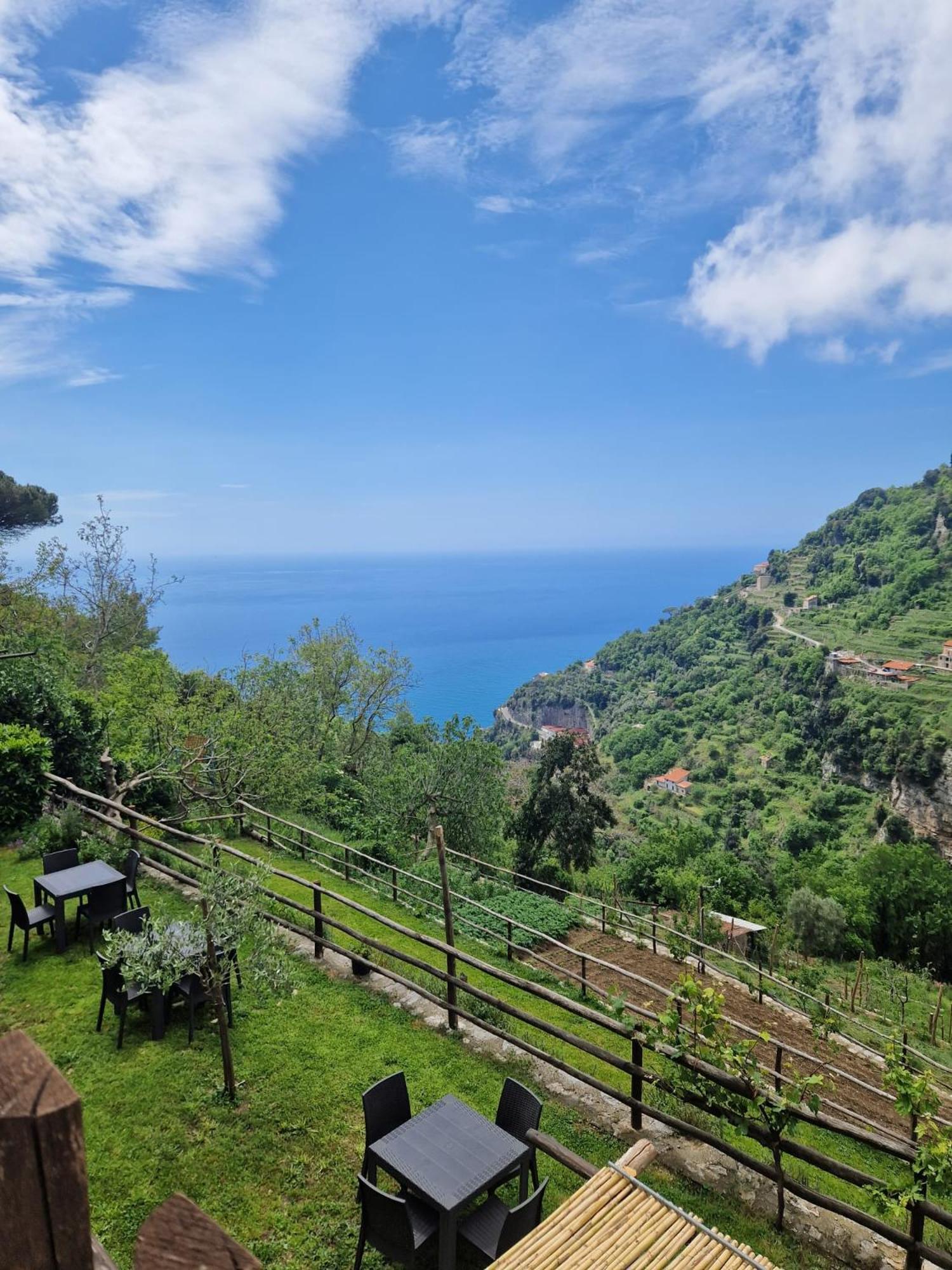Agriturismo Orrido Di Pino Аджерола Экстерьер фото