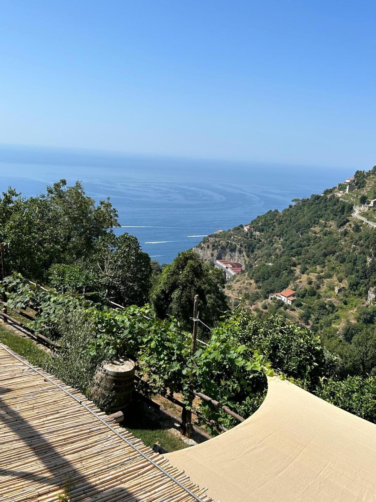 Agriturismo Orrido Di Pino Аджерола Экстерьер фото
